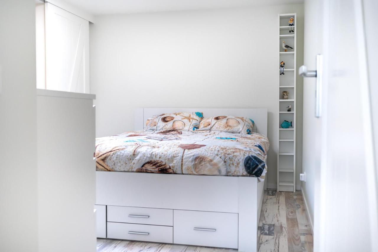 דומבורג Vakantiewoning B & Bernard מראה חיצוני תמונה